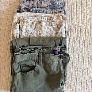 Gloria Vanderbilt “Amanda” women’s jeans. Three pair.